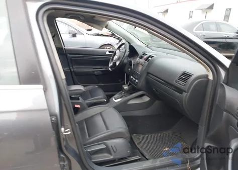 2010 Volkswagen Jetta Se from USA, damaged, VIN 3VWRZ7AJ8AM017928